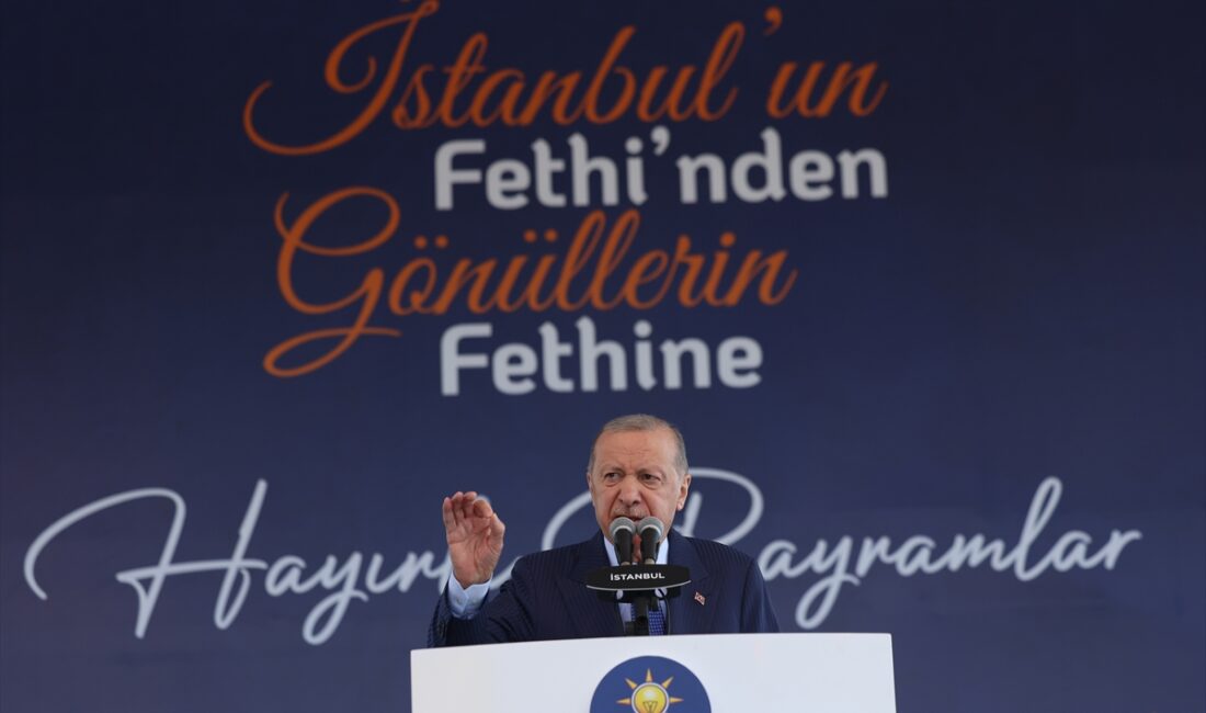 Cumhurbaşkanı Erdoğan, İstanbul’un fethi büyük zafer Cumhurbaşkanı Recep Tayyip Erdoğan, "İstanbul'un fethi sadece bir büyük zafer,