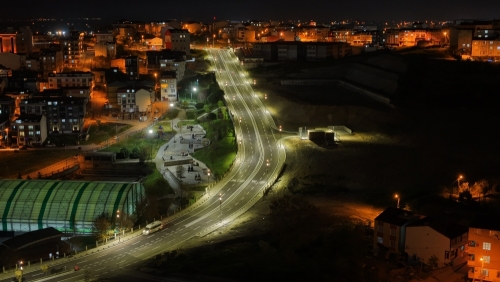 Modern alt ve üst yapı yatırımlarımızla ilçemizin ulaşım ağını güçlendiriyor,