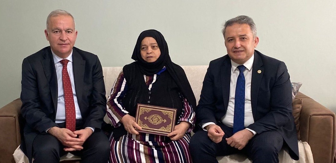 AK Parti İstanbul 2. Bölge Milletvekilleri Gaziosmanpaşa’da gönül köprüleri kurdu.