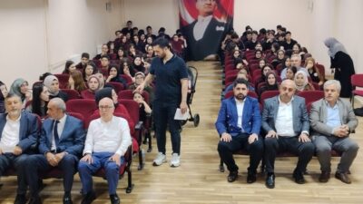 Gaziosmanpaşa’da Akif Ruhu: Fahreddin Paşa Anadolu Lisesi’nde Muhteşem Program!