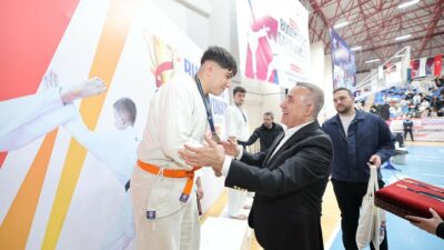 Sultangazi Belediyesi, Gençlik ve Spor Bakanlığı işbirliği ile düzenlenen ‘19