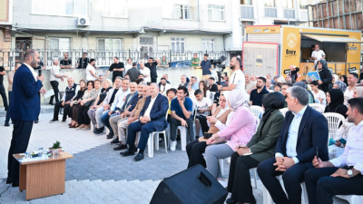 Gaziosmanpaşa Belediye Başkan Vekili Eray Karadeniz’in vatandaşlarla doğrudan bir araya