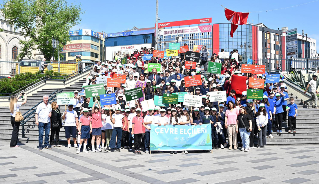 Gaziosmanpaşa Belediyesi’nin sıfır atık çalışmaları sayesinde 60 binden fazla yetişkin