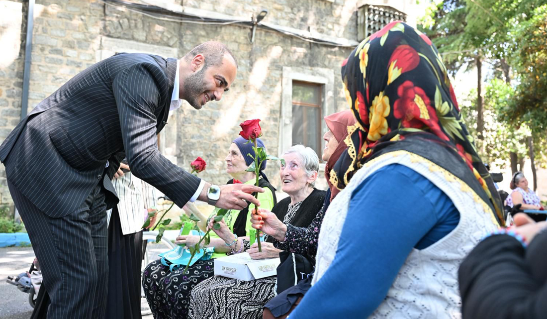 Gaziosmanpaşa Belediyesi Türk Sanat Müziği Korosu tarafından Darülaceze’de Vefa Konseri