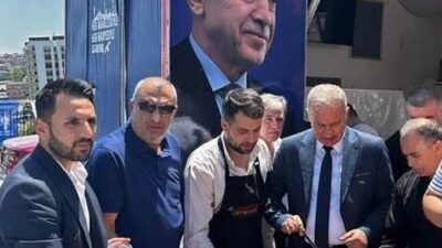 Başkan İsmail Ergüneş, halka Aşure dağıtımını sürdürdü AK Parti Gaziosmanpaşa İlçe Başkanı İsmail Ergüneş “Karayolları Mahallesi'ndeki Ehlibeyt