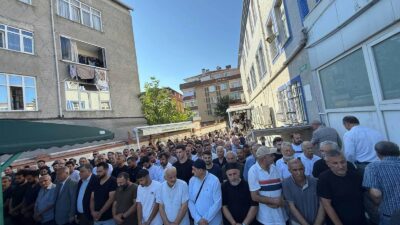 Gazi Musa İlhan’ın kayınbabası Muhlis Coşar ebediyete uğurlandı 15 Temmuz Gazisi Musa İlhan'ın kayınbabası Muhlis Coşar Mevlana Merkez