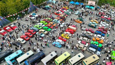 Arnavutköy’de geçmişe yolculuk Arnavutköy Belediyesi’nin ev sahipliğinde geleneksel hale gelen Nostaljik Otomobil Fuarı,