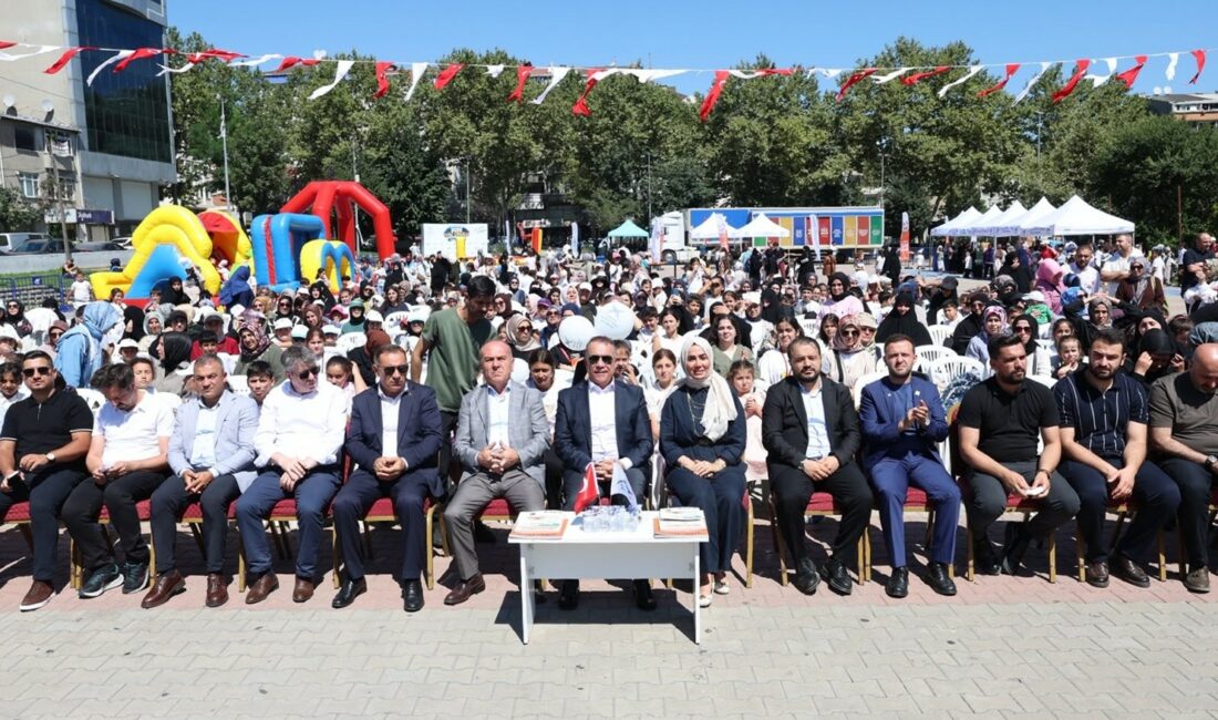 TÜGVA Sultangazi 2026 Yaz Okulu Kapanış Programı Sultangazi Belediye Başkanı Abdurrahman Dursun, TÜGVA’nın düzenlediği Sultangazi 2026 Yaz
