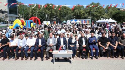 TÜGVA Sultangazi 2026 Yaz Okulu Kapanış Programı Sultangazi Belediye Başkanı Abdurrahman Dursun, TÜGVA’nın düzenlediği Sultangazi 2026 Yaz