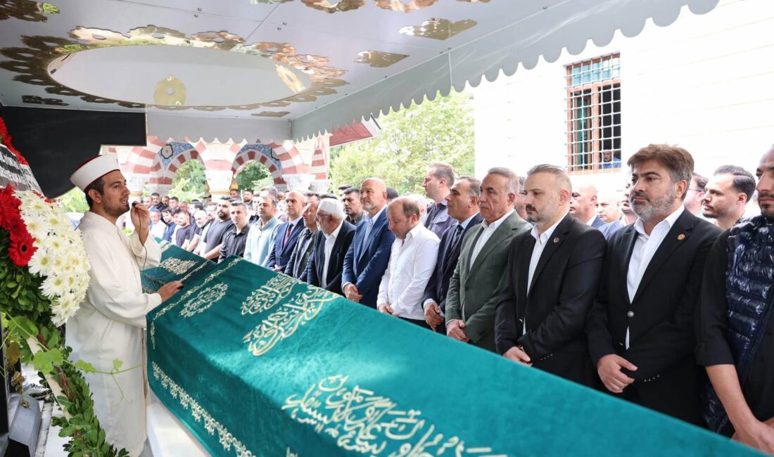 Murat Aras dualarla ebediyete uğurlandı İBB Özel Güvenlik Görevlisi Murat Aras ebediyete uğurlandı.