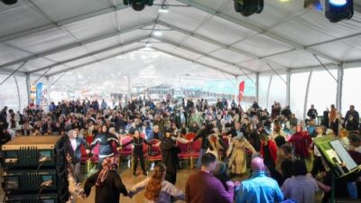 Karadeniz’in İstanbul’a açılan en güzel kıyılarından Karaburun’da, Palamut Festivali düzenledik.