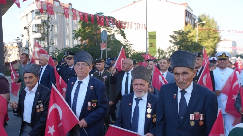 Kahraman Gazilerimizle Vefa Sofrasında Buluştuk 19 Eylül Gaziler Günü kapsamında Arnavutköy’ümüzde düzenlenen anma programları, İlçe