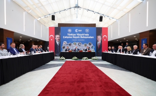 Arnavutköy’ün Üretim ve İstihdam Gücüne Bakan Işıkhan’dan Tam Destek Arnavutköy’ün ekonomik potansiyelini, çalışma hayatındaki dönüşümü ve yeni istihdam olanaklarını