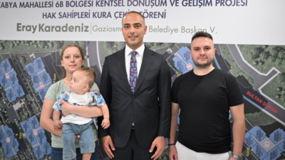 GAZİOSMANPAŞA’DA 665 KONUTUN KURASI ÇEKİLDİ: ANAHTARLAR 1 AY İÇİNDE TESLİM EDİLECEK İstanbul’da “Büyük Dönüşüm” kapsamında üç ilçede tamamlanan 1.642 bağımsız bölüm