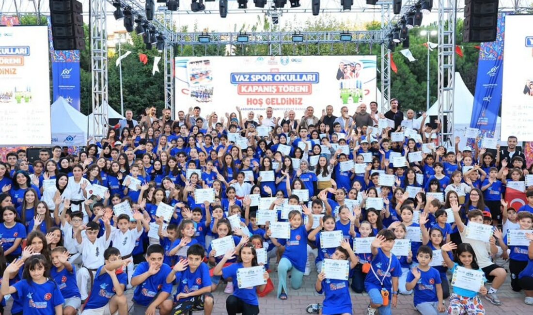 Yaz Spor Okulları Kapanış Töreni Beğeni Topladı Geleceğin yıldız sporcularını yetiştiren, çocukların verimli bir tatil geçirmesini sağlayan