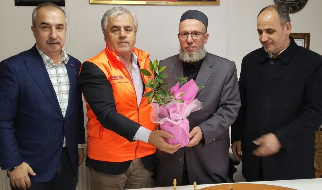 Başkan Yusuf Polat,  Muhtarlarımız devleti halka, halkı da devlete