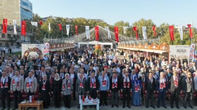 5. Sultangazi Sivas Festivali Anadolu Kültür Festivali’nde Sivas rüzgarı esti. 5. Sultangazi Sivas Gardaşlık