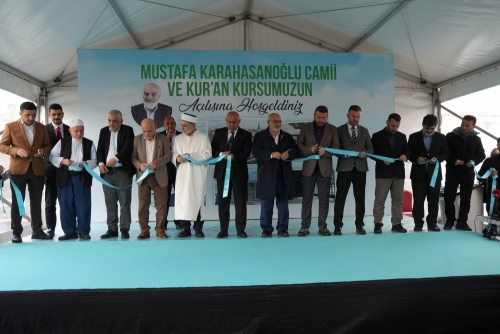 Mustafa Karahasanoğlu Camii Arnavutköy’de Dualarla İbadete Açıldı Mehmet Akif Ersoy Mahallemizde yapımı tamamlanan Mustafa Karahasanoğlu Camii için