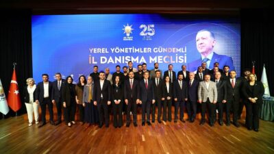 DEVA Partisi Gaziosmanpaşa İlçe Başkanı Devran Kenç "AK Parti" dedi.