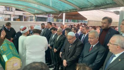 Saadet Partisi İstanbul İl Eski Başkanı Ömer Faruk Yazıcı'nın annesi
