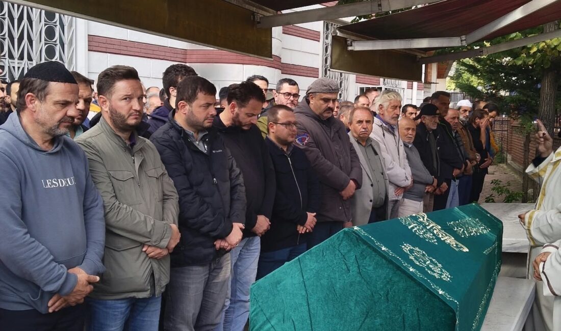 Serdar Kaya’nın babası Nurettin Kaya ebediyete uğurlandı Arnavutköy Belediyesi Basın Yayın ve Halkla İlişkiler Müdür Yardımcısı Serdar Kaya’nın