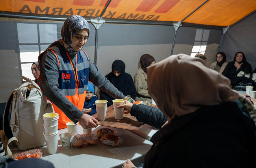Marmara’da son günlerde yaşanan sarsıntılar deprem gerçeğini yeniden gündeme taşırken,